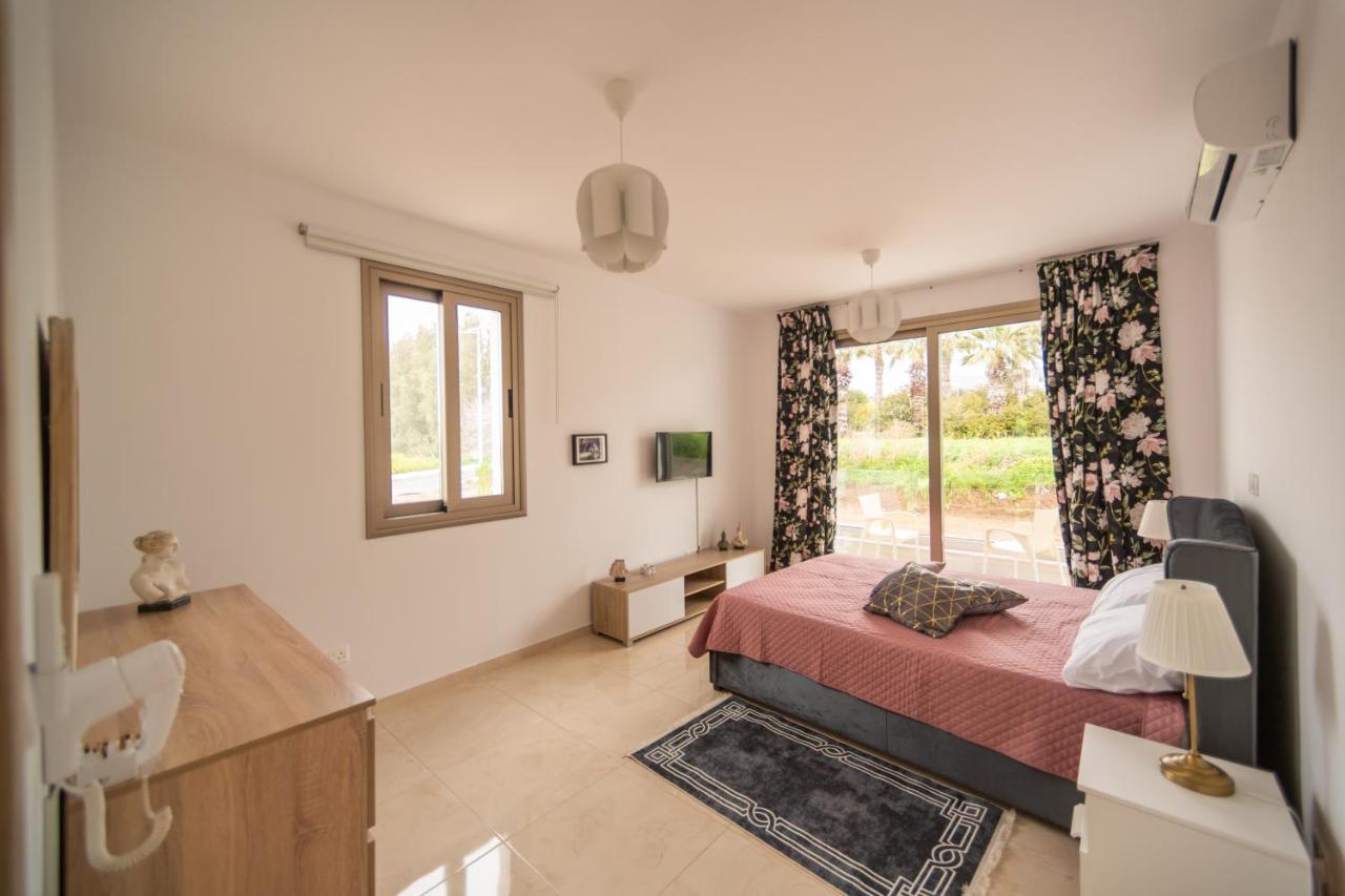 Harmony Seaview Apartments Paphos Kültér fotó