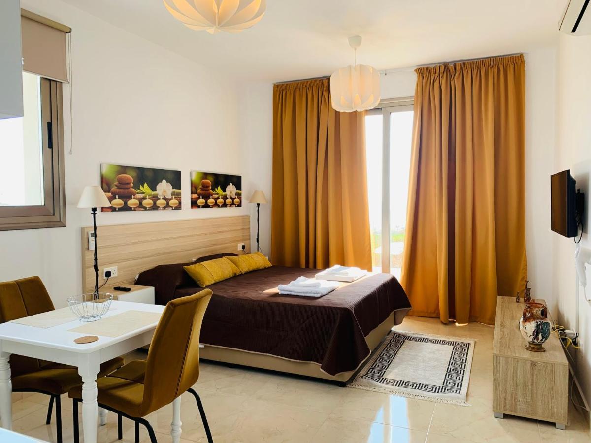 Harmony Seaview Apartments Paphos Kültér fotó