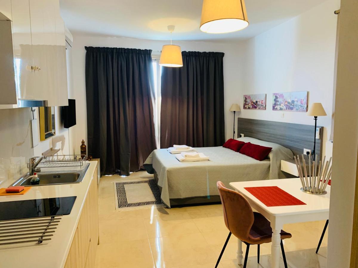 Harmony Seaview Apartments Paphos Kültér fotó