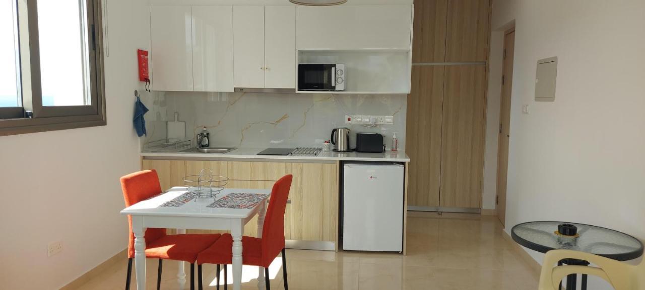 Harmony Seaview Apartments Paphos Kültér fotó
