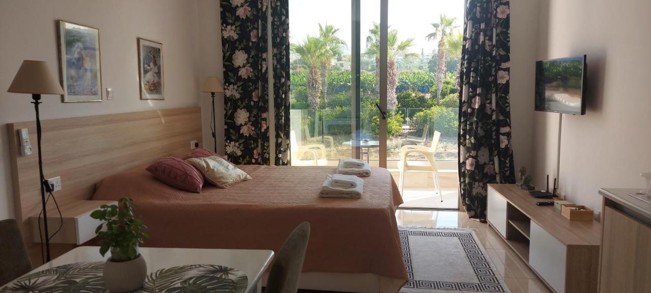 Harmony Seaview Apartments Paphos Kültér fotó