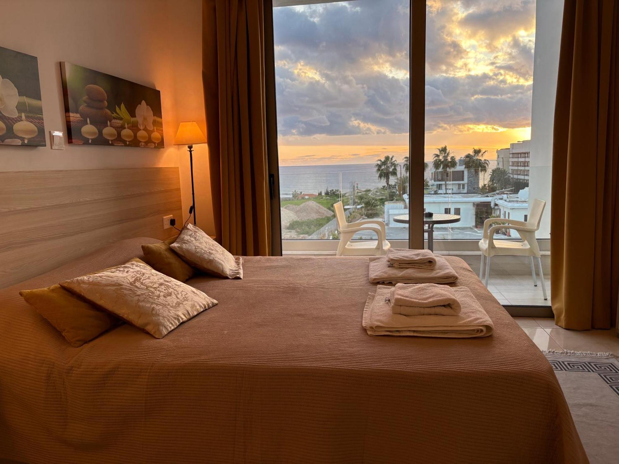 Harmony Seaview Apartments Paphos Kültér fotó
